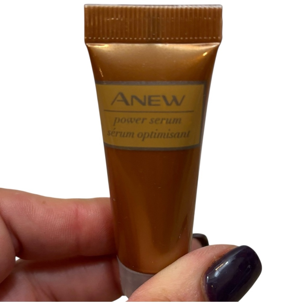 New without Box Avon Vintage Anew Power Serum Travel Size 0.24 Fl oz